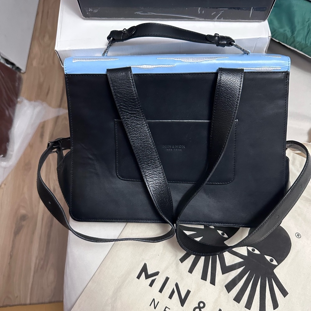 Blue and Black Min and Mon backpack with Octopus toggle - Picture 3 of 6